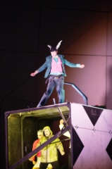 Alice on the Run  033 * 5616 x 3744 * (9.4MB)